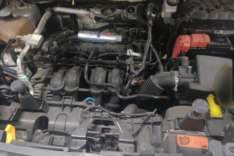 Used Ford EcoSport 2013 1.5L Automatic Fashion Model Engine Bay