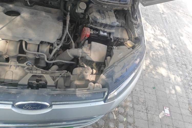 Used Ford EcoSport 2013 1.5L Automatic Prestige Model Engine Bay Left