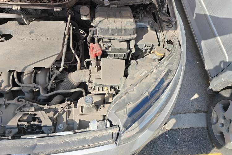 Used Ford EcoSport 2013 1.5L Manual Comfort Model Engine Bay Left