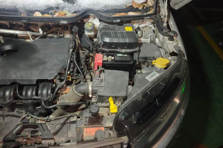 Used Ford EcoSport 2013 1.5L Automatic Prestige Model Engine Bay Left