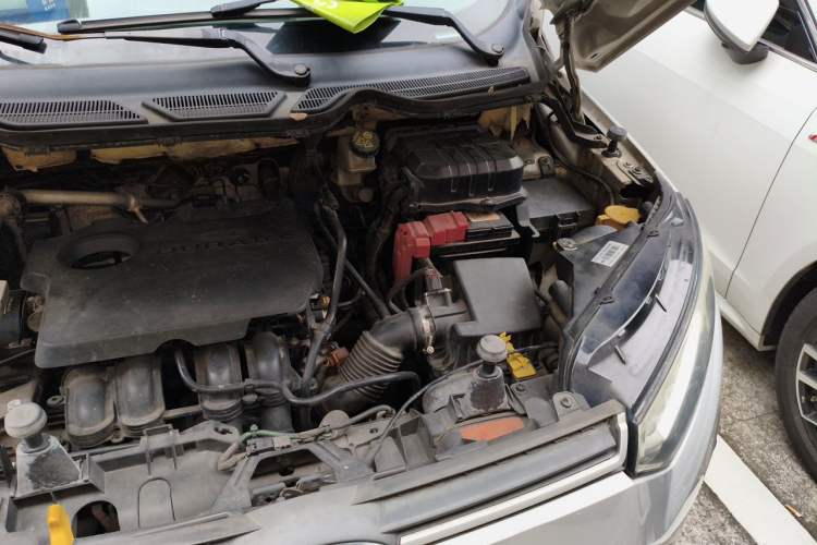 Used Ford EcoSport 2013 1.5L Automatic Fashion Model Engine Bay Left