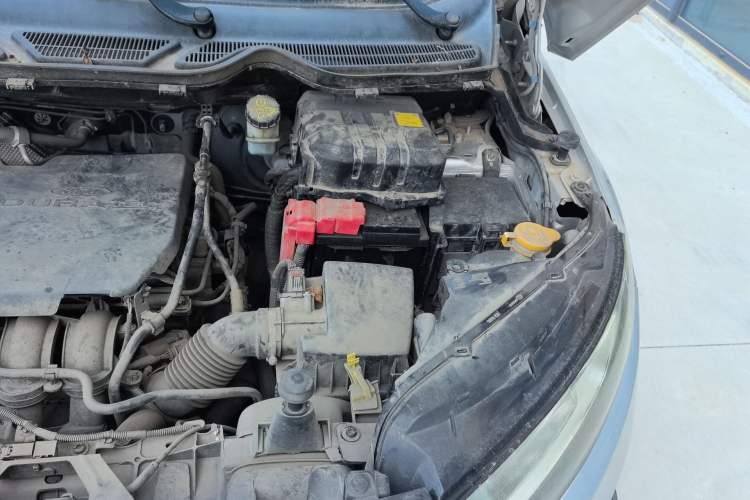 Used Ford EcoSport 2013 1.5L Manual Comfort Model Engine Bay Left