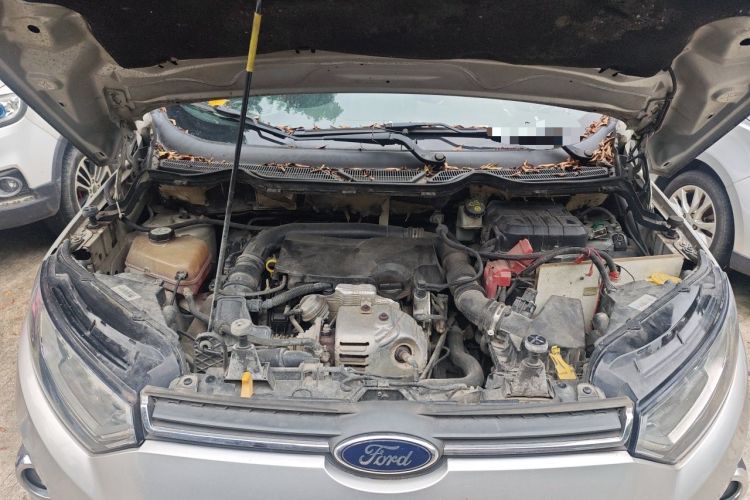 Used Ford EcoSport 2013 1.0L GTDi Manual Luxury Model Engine Bay