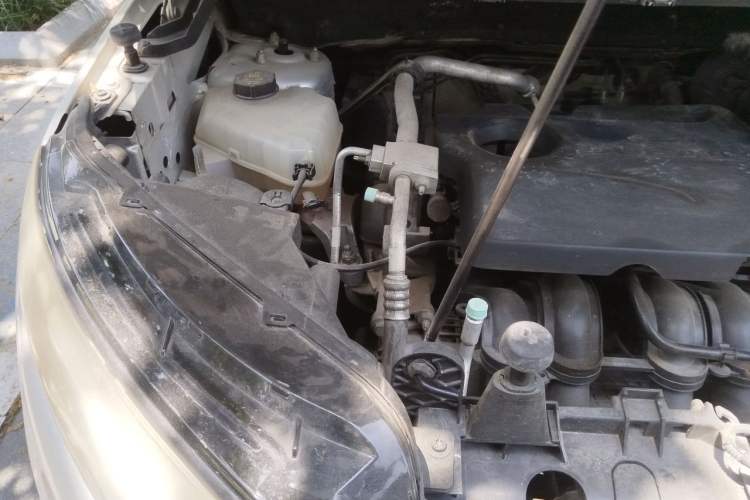 Used Ford EcoSport 2013 1.5L Automatic Fashion Model Engine Bay Right