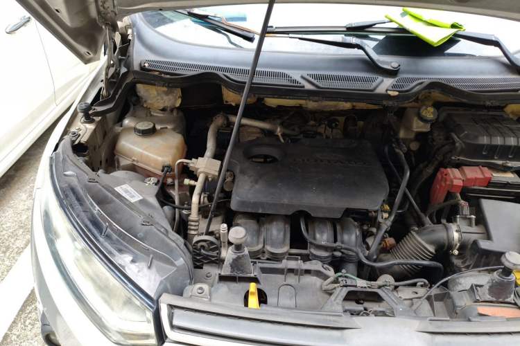 Used Ford EcoSport 2013 1.5L Automatic Fashion Model Engine Bay Right