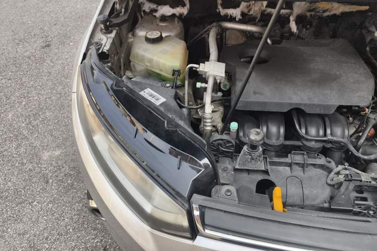 Used Ford EcoSport 2013 1.5L Automatic Prestige Model Engine Bay Right