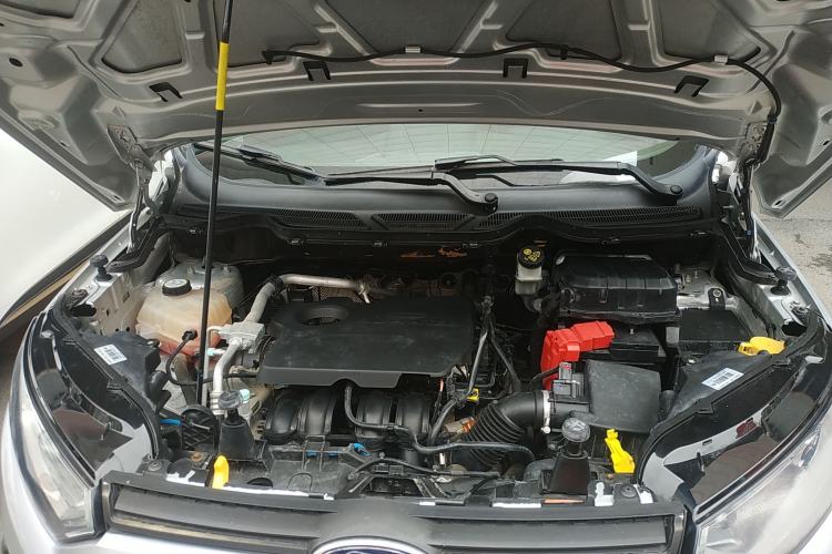 Used Ford EcoSport 2013 1.5L Manual Comfort Model Engine Bay