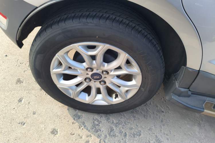 Used Ford EcoSport 2013 1.5L Automatic Fashion Model Exterior 8