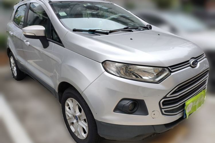 Used Ford EcoSport 2013 1.5L Automatic Fashion Model Front Right 45 Deg