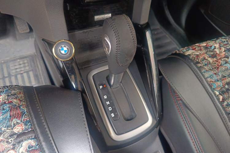 Used Ford EcoSport 2013 1.5L Automatic Prestige Model Gear Lever