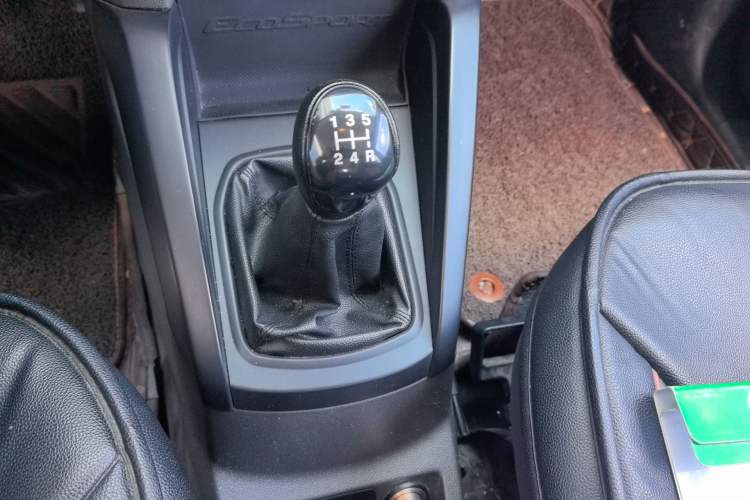 Used Ford EcoSport 2013 1.5L Manual Comfort Model Gear Lever