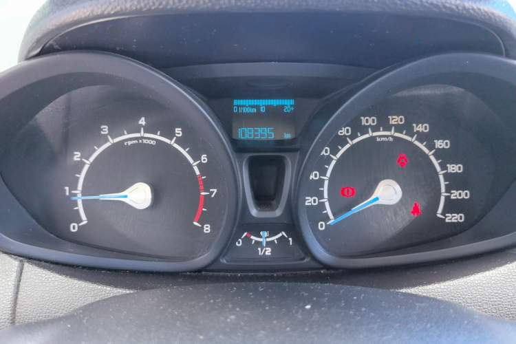 Used Ford EcoSport 2013 1.5L Manual Comfort Model Instrument Cluster