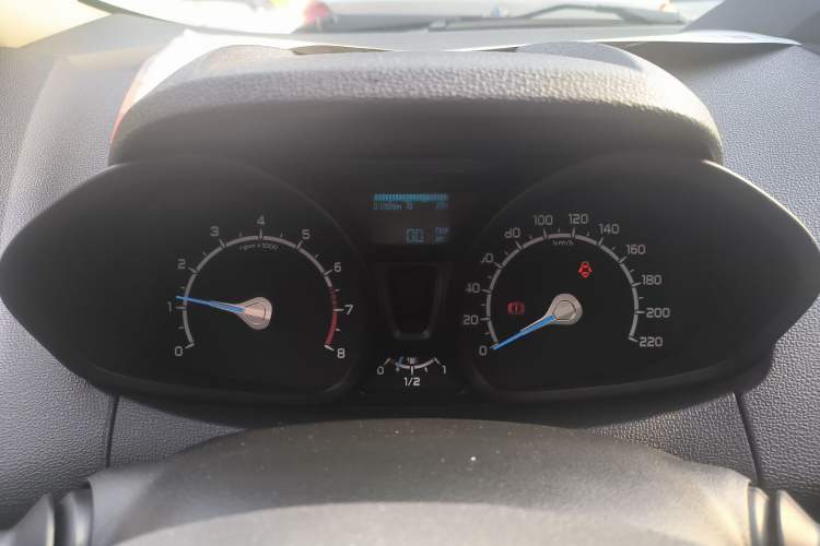Used Ford EcoSport 2013 1.5L Manual Fashion Model Instrument Cluster