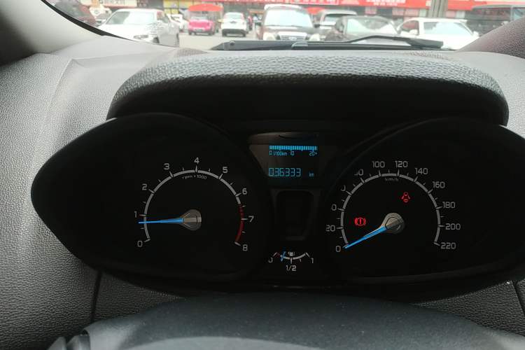 Used Ford EcoSport 2013 1.5L Manual Comfort Model Instrument Cluster