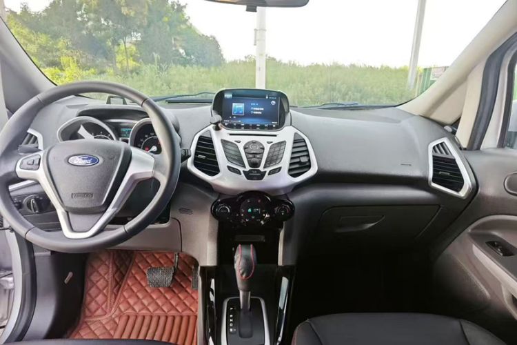 Used Ford EcoSport 2013 1.5L Automatic Fashion Model Interior 1