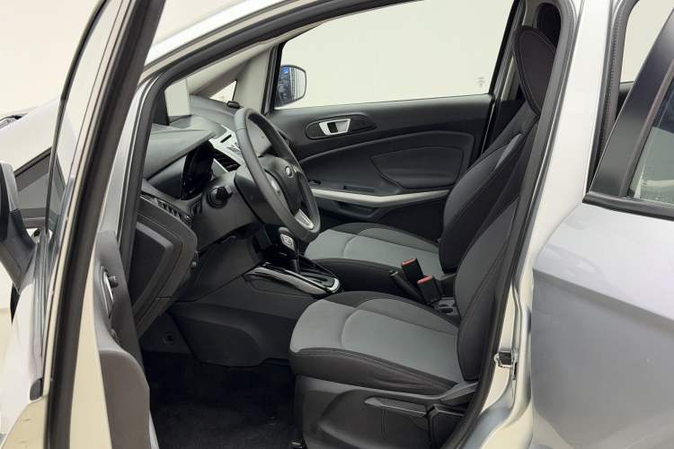 Used Ford EcoSport 2013 1.5L Automatic Fashion Model Interior 2