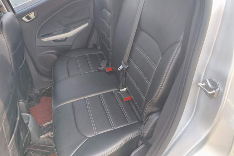 Used Ford EcoSport 2013 1.5L Automatic Fashion Model Interior 4