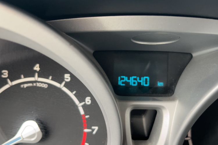 Used Ford EcoSport 2013 1.5L Automatic Fashion Model Odometer Close Up