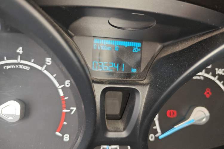 Used Ford EcoSport 2013 1.5L Manual Comfort Model Odometer Close Up