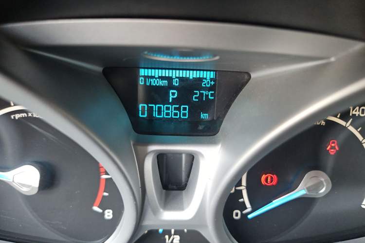 Used Ford EcoSport 2013 1.5L Automatic Prestige Model Odometer Close Up