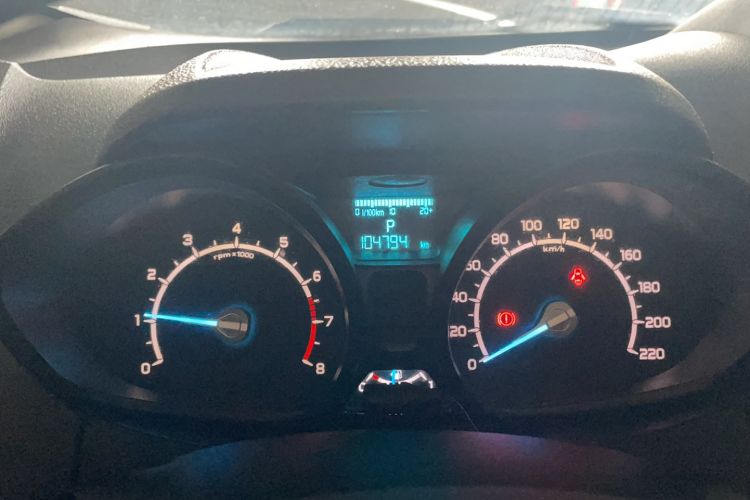 Used Ford EcoSport 2013 1.5L Automatic Fashion Model Odometer Close Up