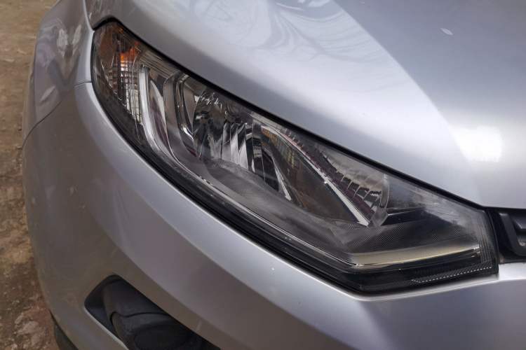 Used Ford EcoSport 2013 1.5L Manual Comfort Model Right Front Headlight