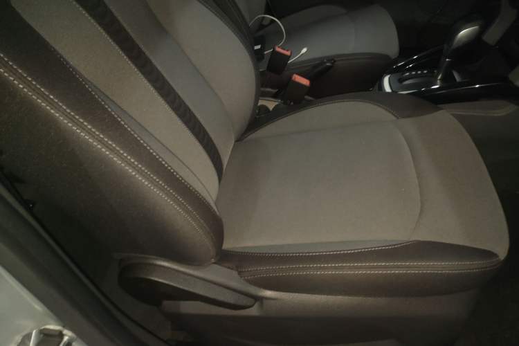 Used Ford EcoSport 2013 1.5L Automatic Fashion Model Right Front Seat