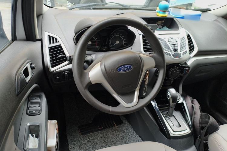 Used Ford EcoSport 2013 1.5L Automatic Fashion Model Steering Wheel