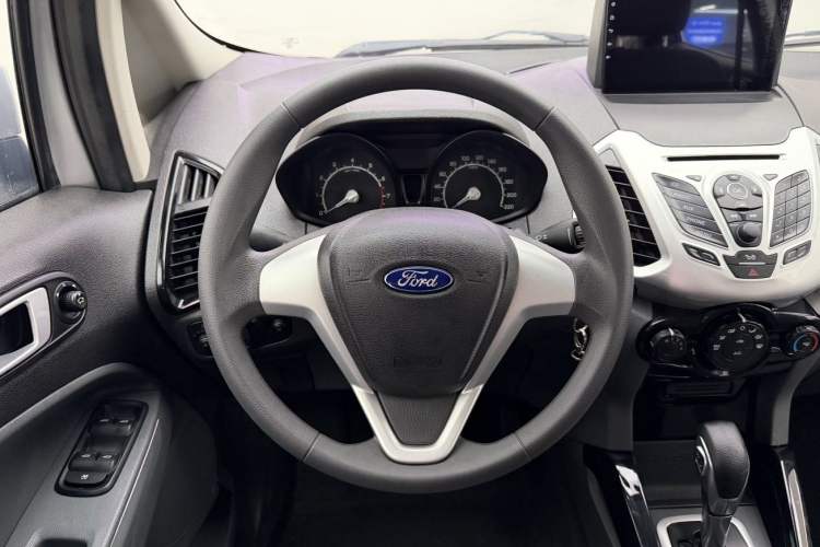 Used Ford EcoSport 2013 1.5L Automatic Fashion Model Steering Wheel