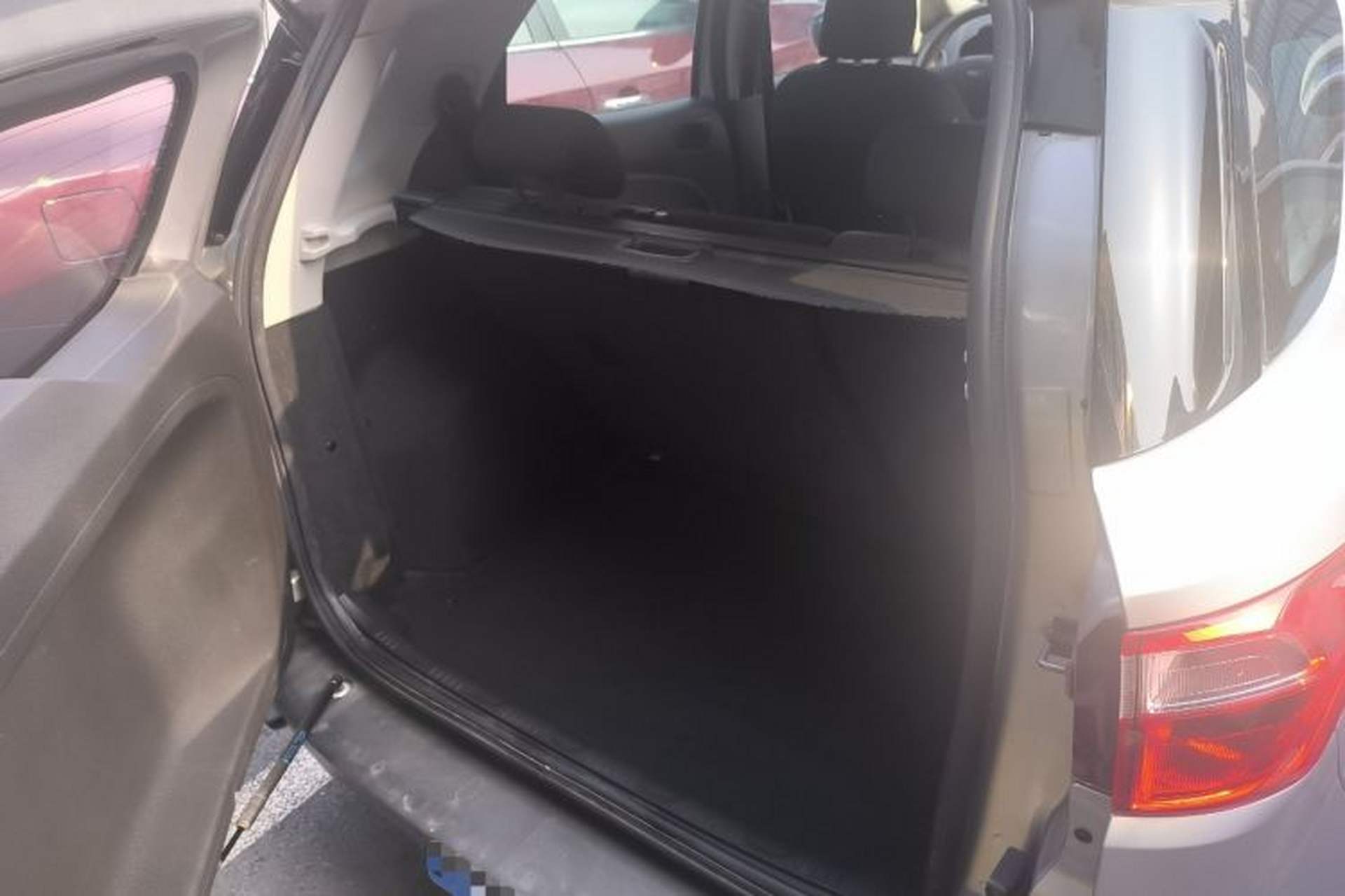 Used Ford EcoSport 2013 1.5L Manual Fashion Model Trunk