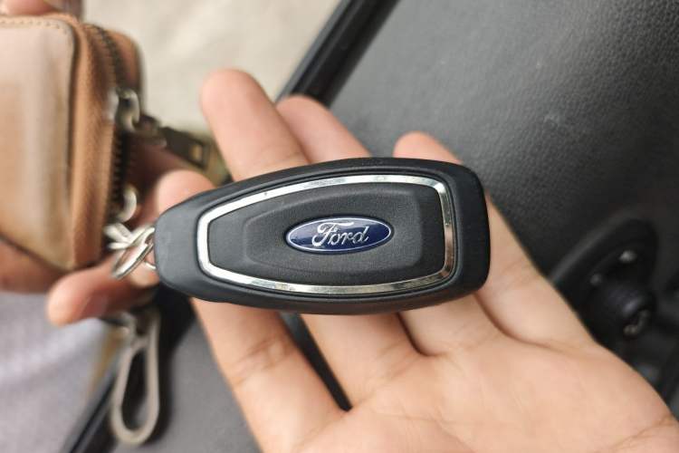 Used Ford EcoSport 2013 1.0L GTDi Manual Luxury Model Vehicle Key
