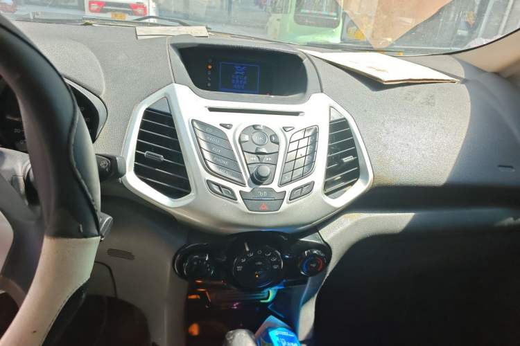 Used Ford EcoSport 2013 1.5L Automatic Fashion Model Audio And AC Panel
