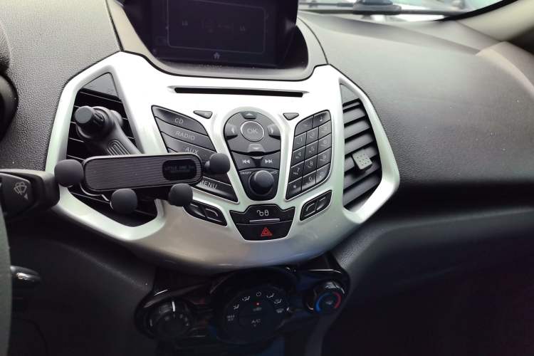 Used Ford EcoSport 2013 1.5L Automatic Fashion Model Audio And AC Panel