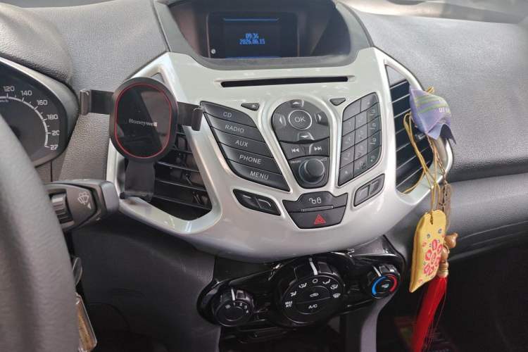 Used Ford EcoSport 2013 1.5L Automatic Fashion Model Audio And AC Panel