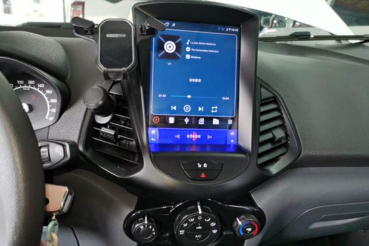 Used Ford EcoSport 2013 1.5L Automatic Fashion Model Audio And AC Panel