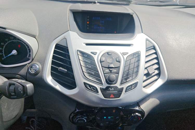 Used Ford EcoSport 2013 1.0L GTDi Manual Luxury Model Audio And AC Panel