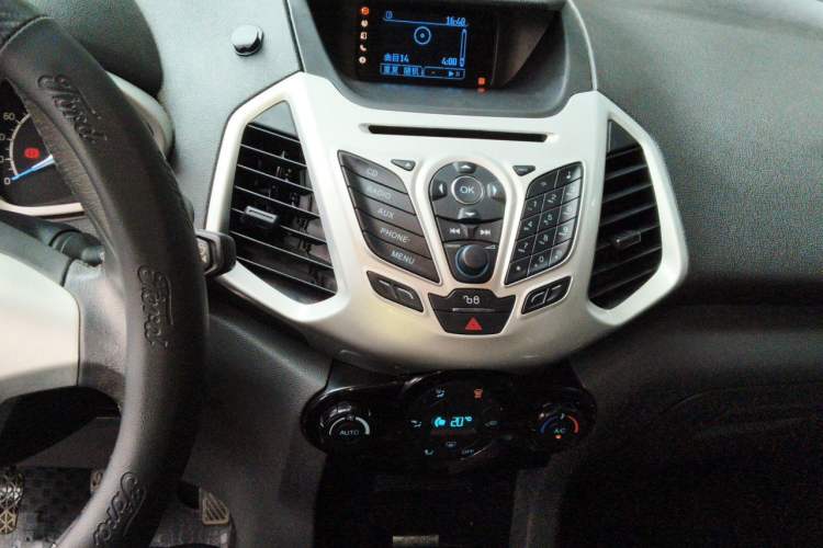 Used Ford EcoSport 2013 1.5L Manual Luxury Model Audio And AC Panel