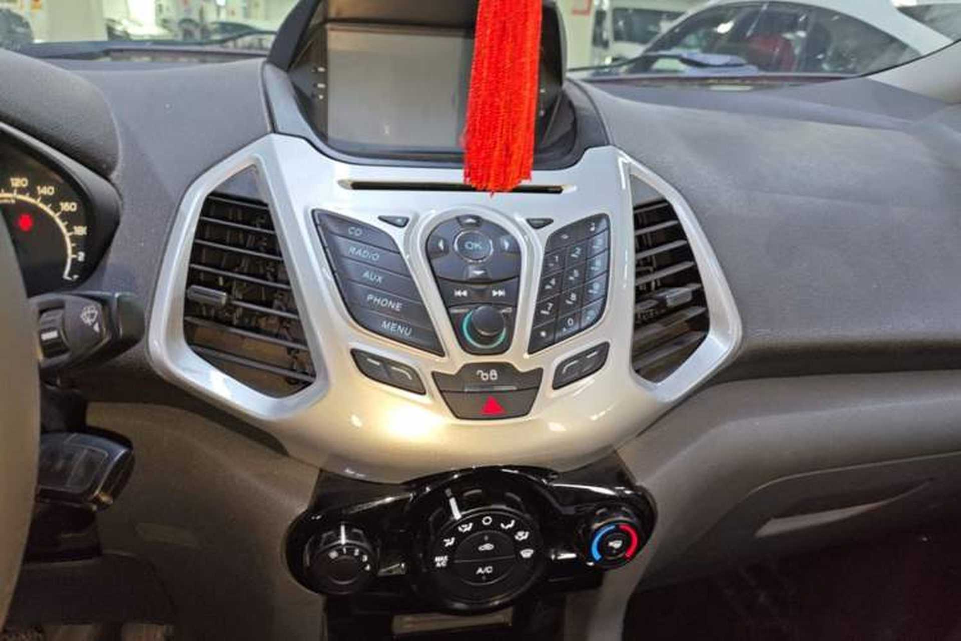 Used Ford EcoSport 2013 1.5L Manual Fashion Model Audio And AC Panel