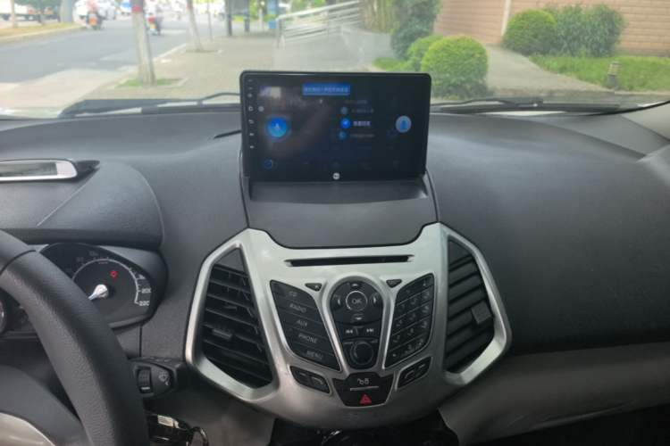 Used Ford EcoSport 2013 1.5L Automatic Fashion Model Audio And AC Panel