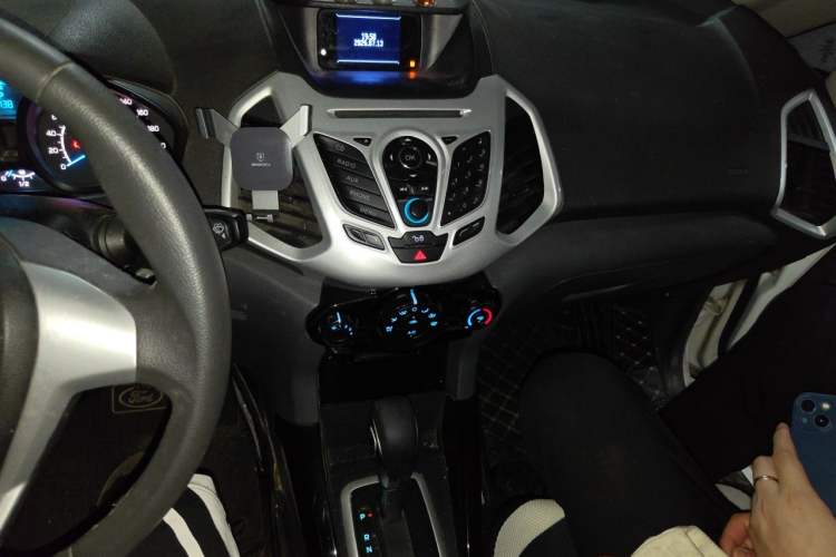 Used Ford EcoSport 2013 1.5L Automatic Fashion Model Audio And AC Panel