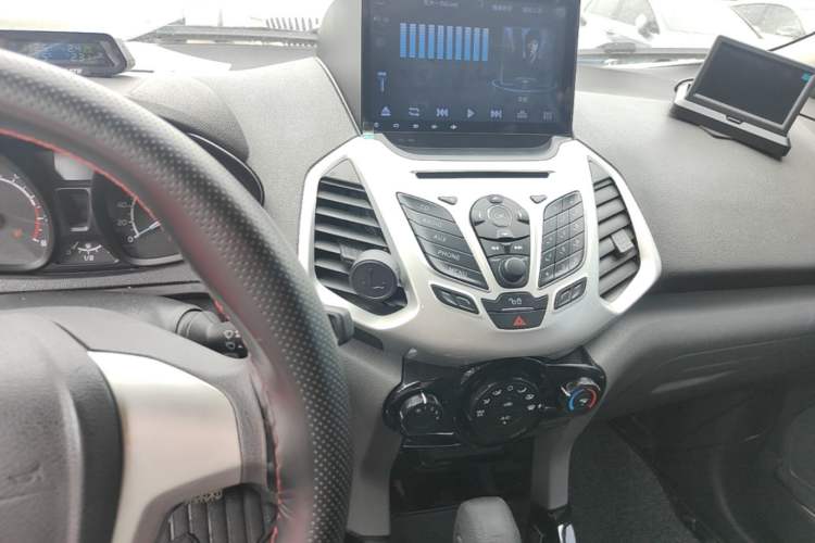 Used Ford EcoSport 2013 1.5L Automatic Fashion Model Audio And AC Panel