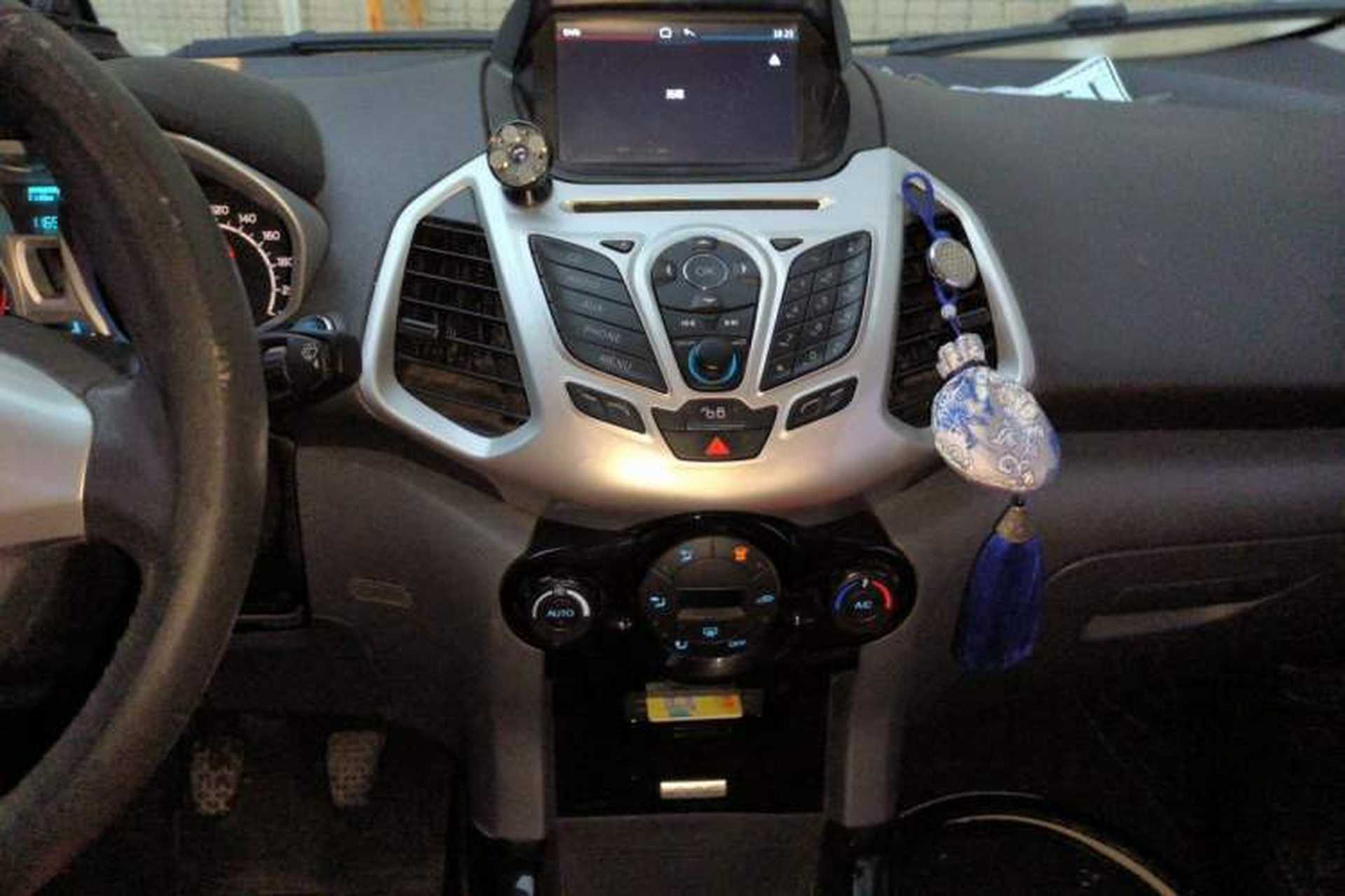 Used Ford EcoSport 2013 1.5L Manual Luxury Model Audio And AC Panel