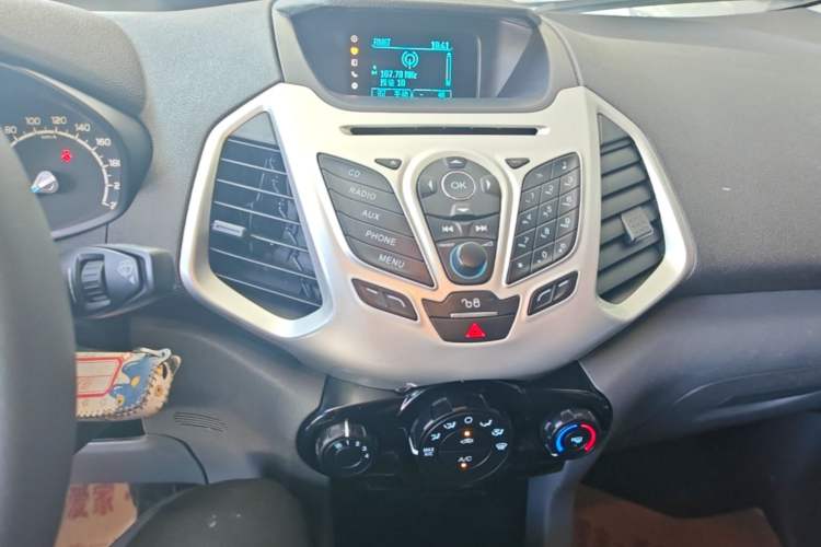Used Ford EcoSport 2013 1.5L Automatic Fashion Model Audio And AC Panel