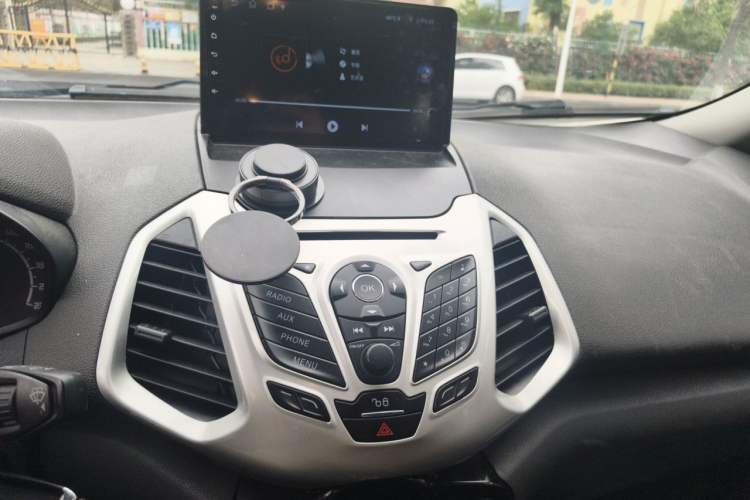 Used Ford EcoSport 2013 1.5L Automatic Fashion Model Audio And AC Panel