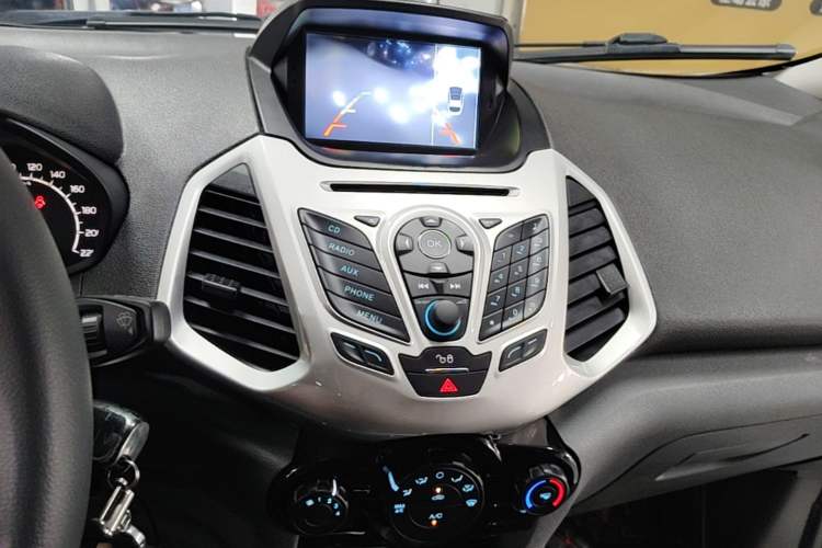 Used Ford EcoSport 2013 1.5L Automatic Fashion Model Audio And AC Panel