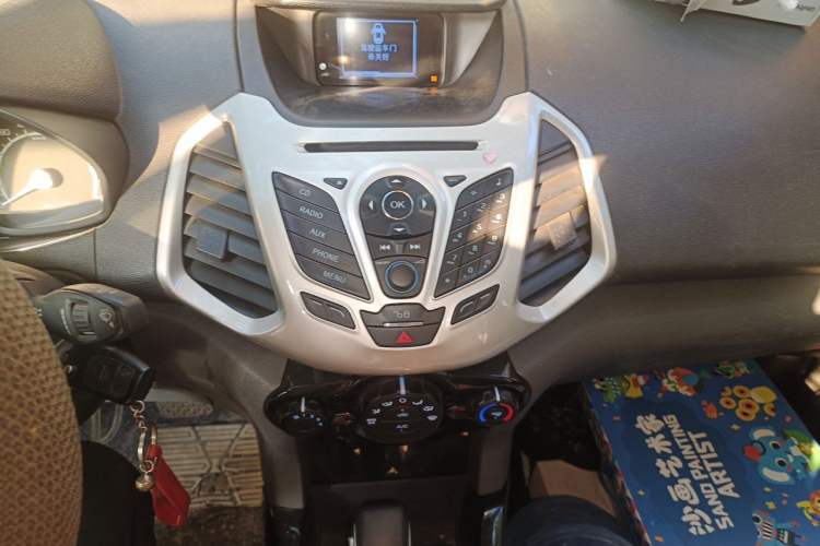 Used Ford EcoSport 2013 1.5L Automatic Fashion Model Audio And AC Panel