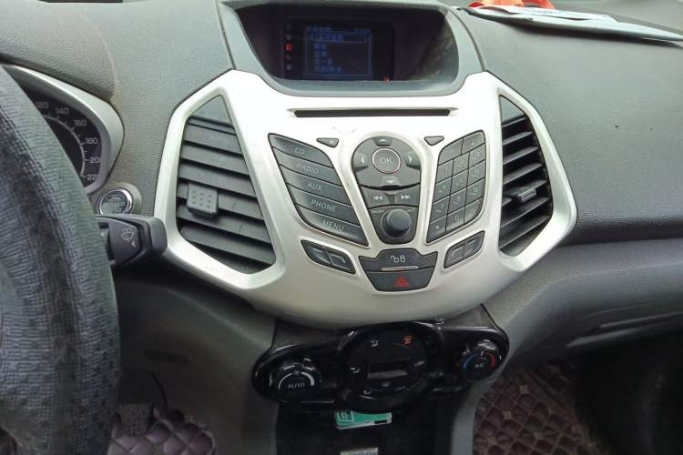 Used Ford EcoSport 2013 1.5L Manual Luxury Model Audio And AC Panel