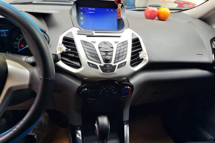 Used Ford EcoSport 2013 1.5L Automatic Fashion Model Audio And AC Panel