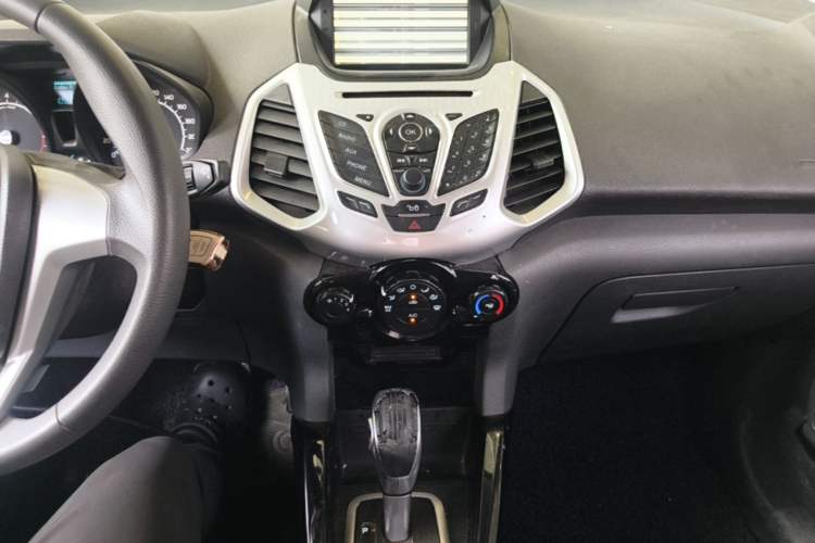 Used Ford EcoSport 2013 1.5L Automatic Fashion Model Audio And AC Panel