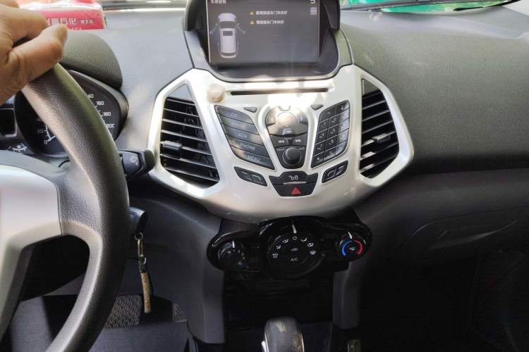 Used Ford EcoSport 2013 1.5L Automatic Fashion Model Audio And AC Panel